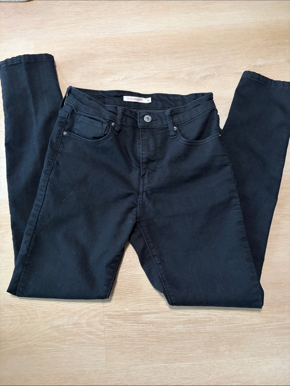Levi's 721 Women's high rise Skinny Jeans Black size 28